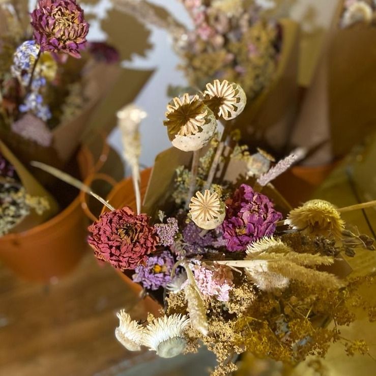 Image of Everlasting Dried Posie (Tiny)