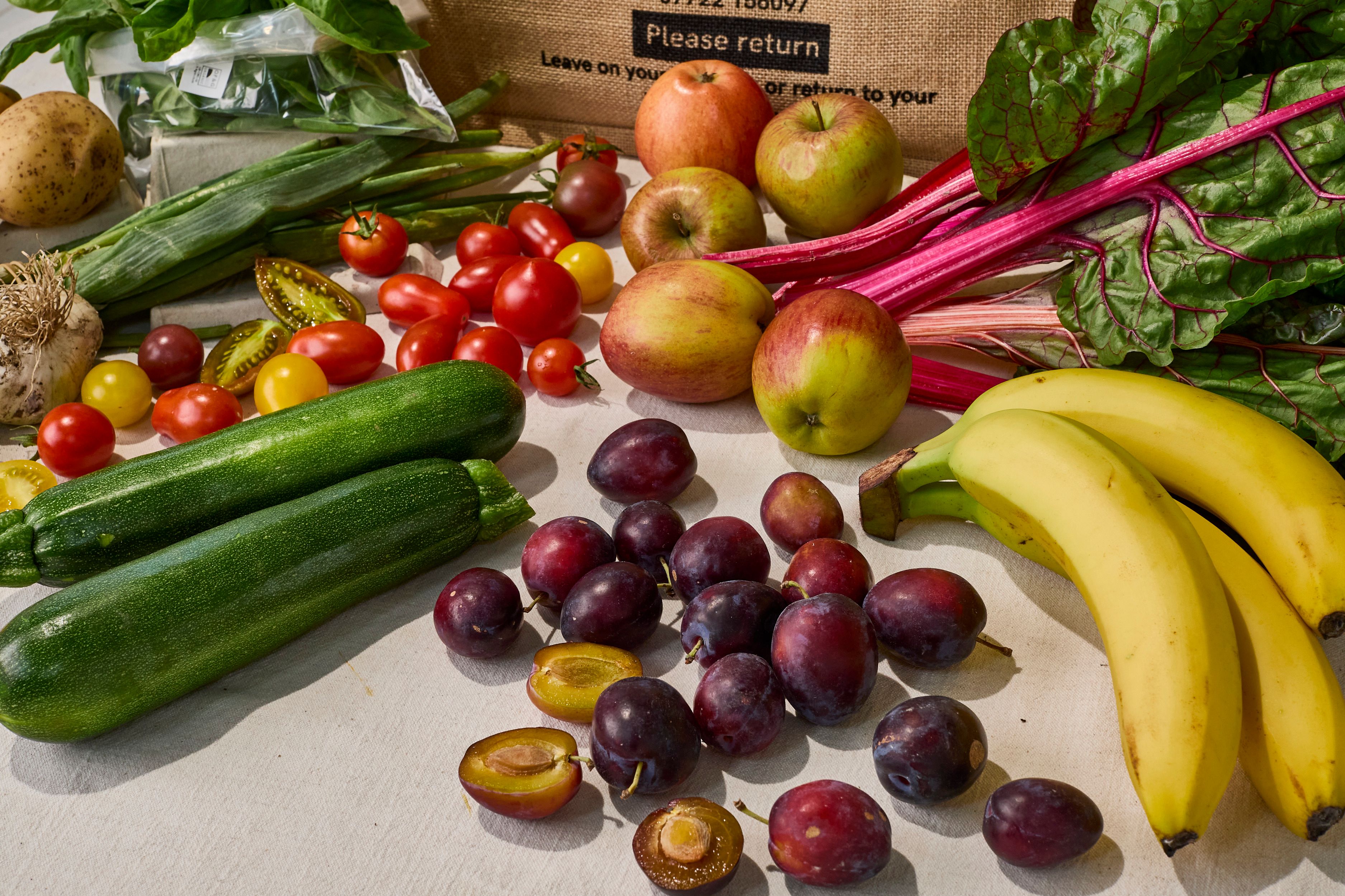 Image of Medium Fruit & Veg Box