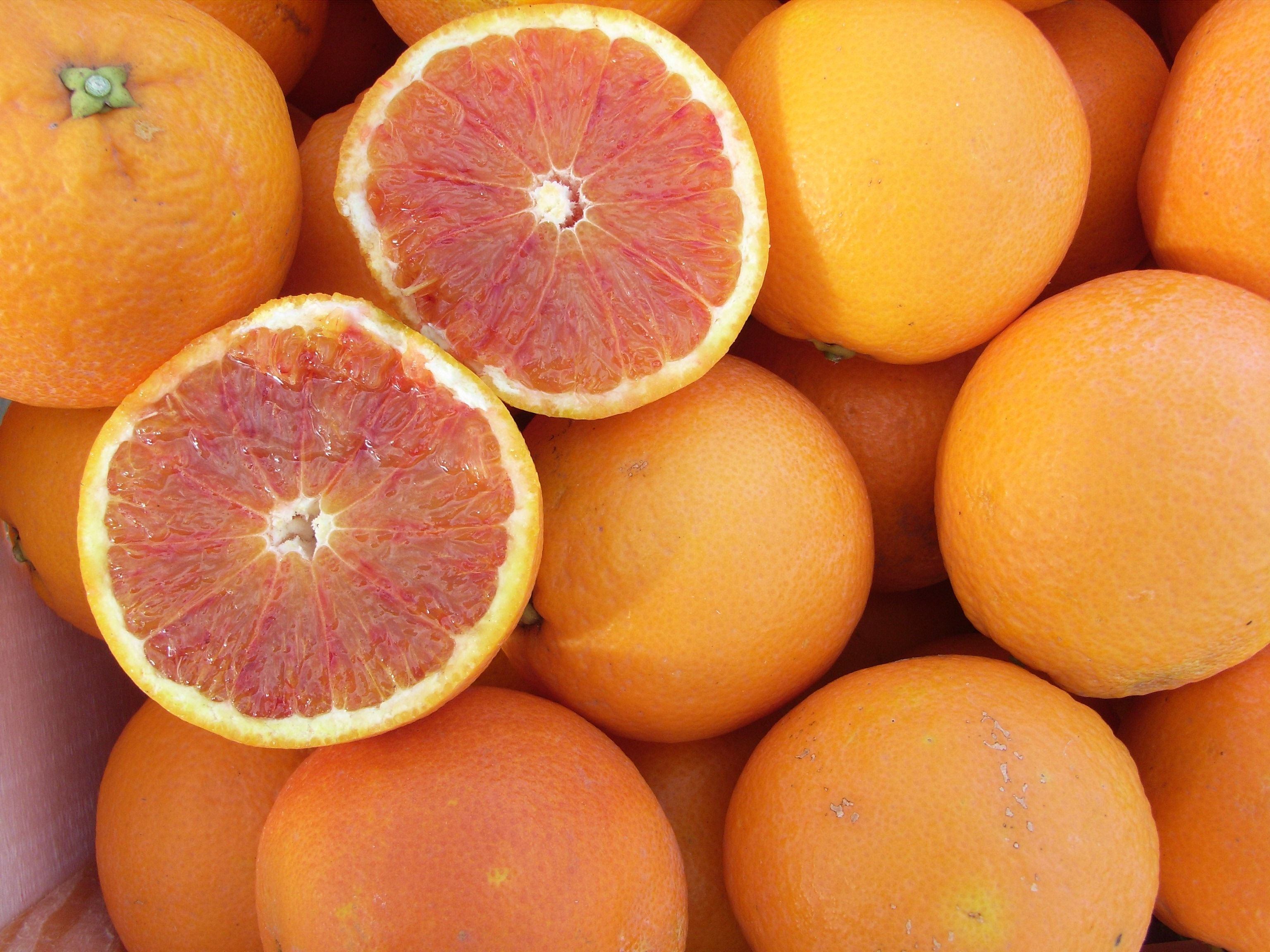 Image of Fruit Box - Medium