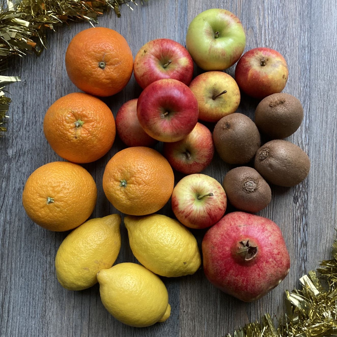 Festive Fruit Box
(Organic)